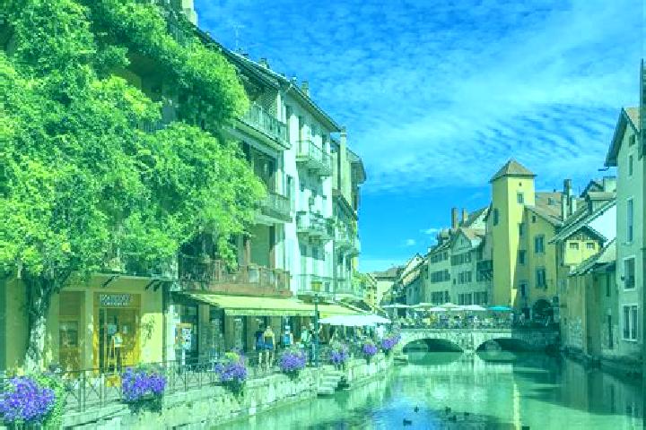 Riley, 31 — Escort in Parent, France