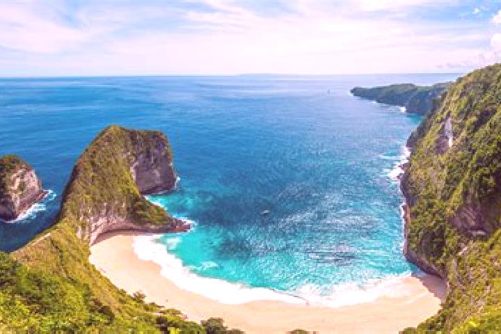 Riley, 31 — Escort in Sioah, Indonesia
