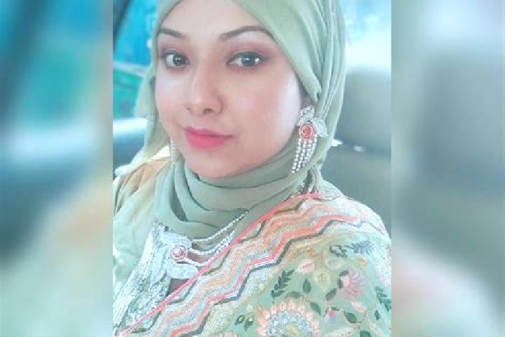 Riley, 31 — Escort in Tutul, Indonesia
