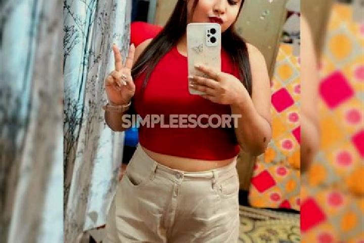 Riley, 31 — Escort in Udgir, India