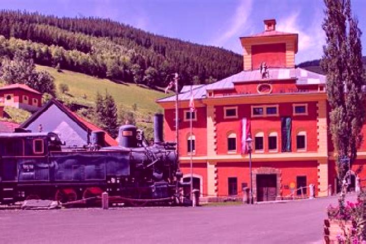 Riley, 31 — Escort in Vordernberg, Austria