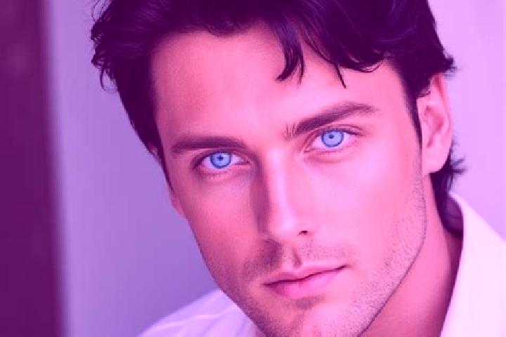 Riley, 32, a auburn blue-eyed middle eastern companion based in Yangju. Offering Overnight, Striptease, Deep French Kissing, Tantra, Prostate Massage. Availa...
