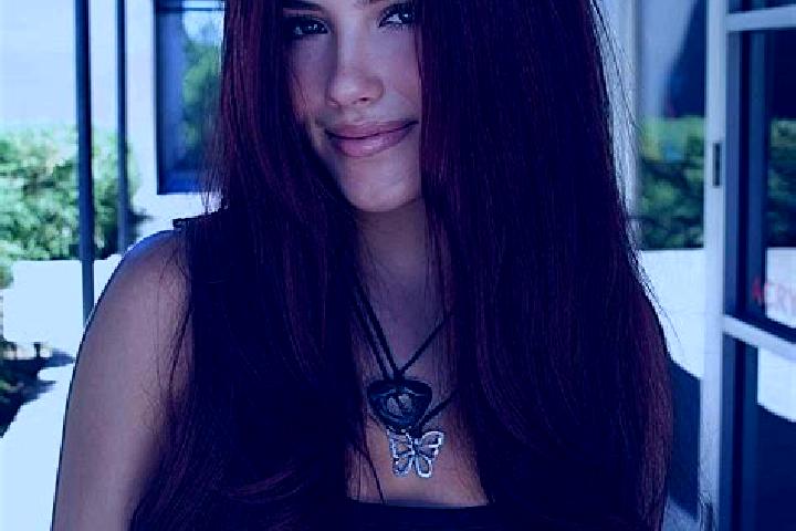 Riley, 32, a auburn dark-eyed asian companion based in Offekerque. Offering OWO, Domination, Dinner Date, Party Girl, Roleplay. Available for incall and outc...