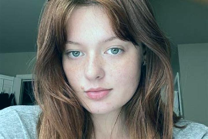 Riley, 32, a auburn dark-eyed caucasian companion based in Conyers. Offering GFE, A-Level, Girlfriend Experience. Available for incall and outcall, day and e...