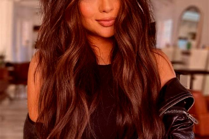 Riley, 32, a brunette dark-eyed ebony companion based in Hakuraku. Offering GFE, OWO, A-Level, Duos. Available for incall and outcall, day and evening dates.