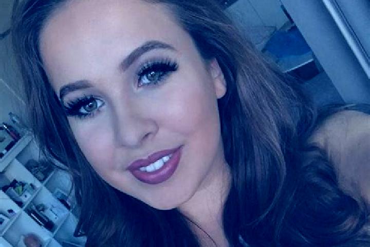 Riley, 32, a brunette grey-eyed caribbean companion based in Akhnur. Offering Couples, A-Level, Domination, CIM. Available for incall and outcall, overnight ...
