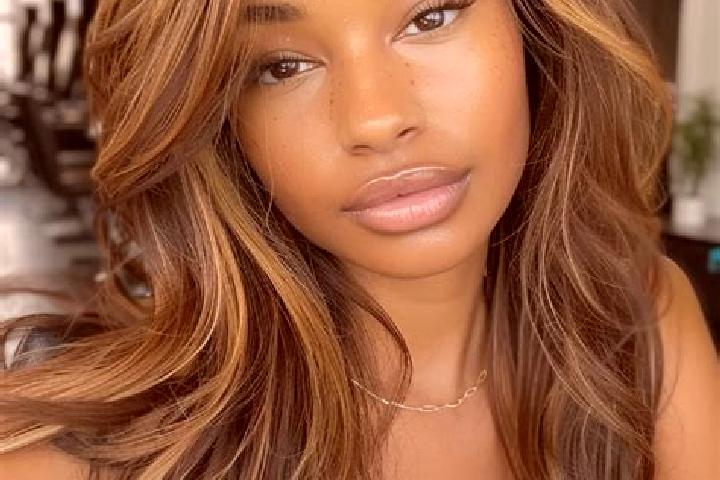 Riley, 32, a dark blonde amber-eyed mixed companion based in Vennecy. Offering Striptease, Domination, OWO, 69, GFE. Available for incall and outcall, overni...