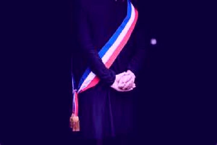 Riley, 32 — Escort in Ambert, France