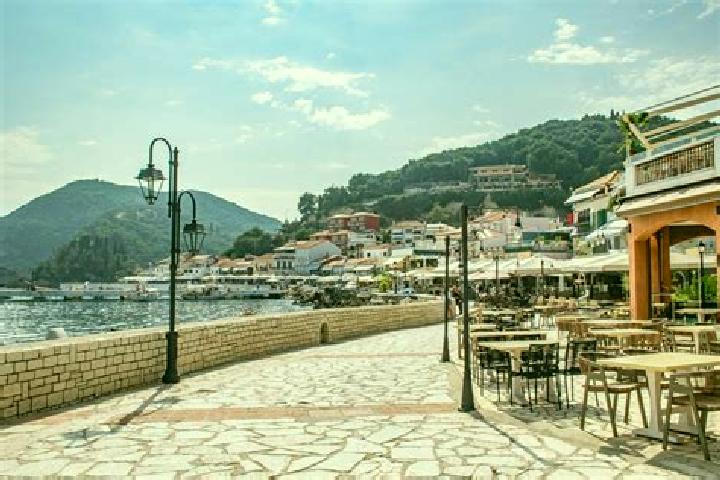 Riley, 32 — Escort in Parga, Greece