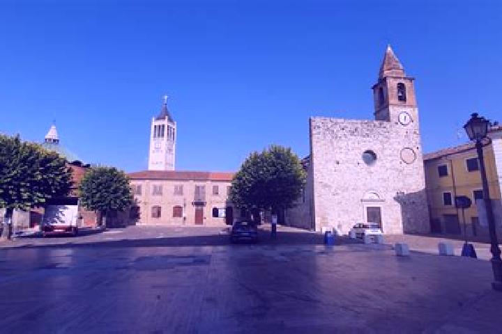 Riley, 32 — Escort in Sant Egidio alla Vibrata, Italy
