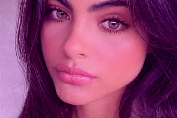 Riley, 33, a chestnut green-eyed indian companion based in Montbeugny. Offering GFE, Erotic Massage, Prostate Massage, OWO. Available for incall and outcall,...