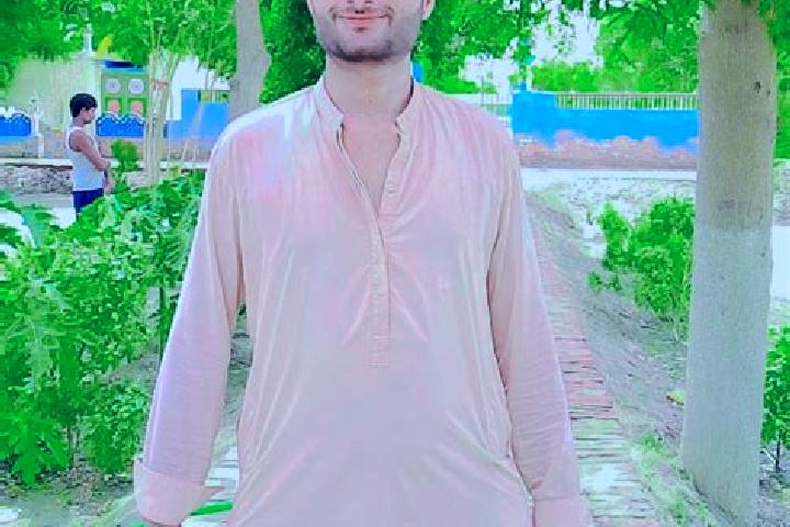 Riley, 33 — Escort in Dera Allahyar, Pakistan