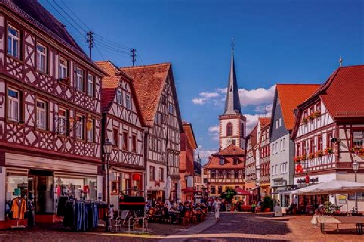 Riley, 33 — Escort in Marktbreit, Germany