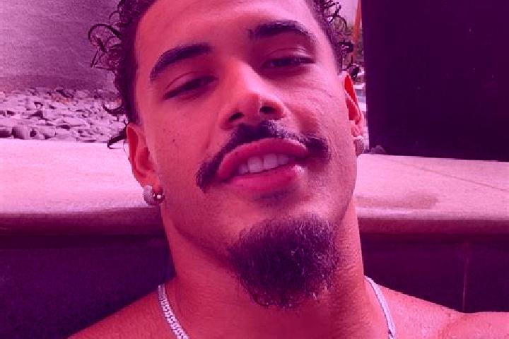 Riley, 33 — Escort in Nilo Pecanha, Brazil
