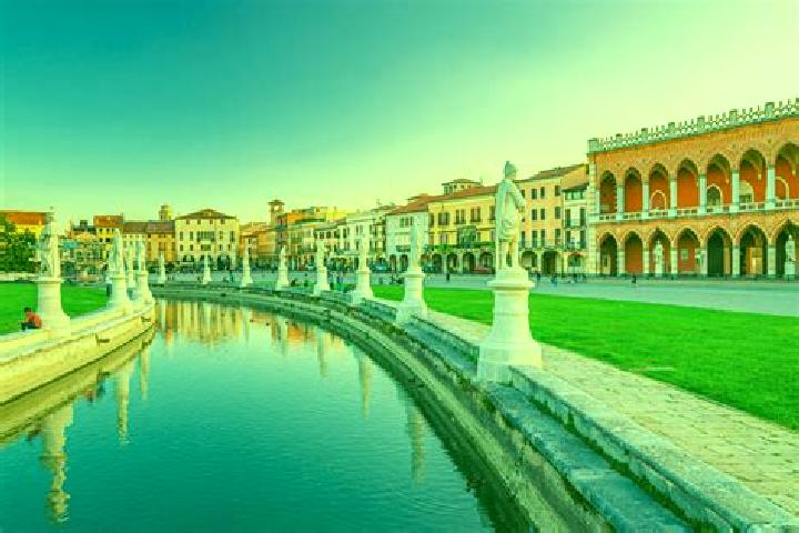 Riley, 33 — Escort in Prato di Coppola, Italy