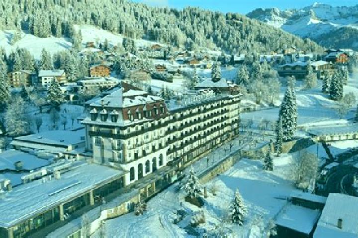 Riley, 33 — Escort in Villars-sur-Ollon, Switzerland