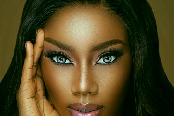 Riley, 34, a chestnut blue-eyed ebony companion based in Vila Cova. Offering Tantra, Massage, Dinner Date. Available for incall and outcall, day and evening ...