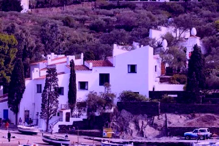 Riley, 34 — Escort in Cadaques, Spain