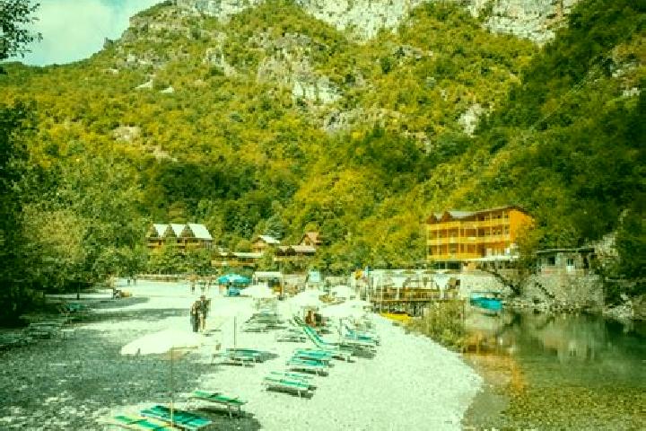 Riley, 34 — Escort in Fierze, Albania