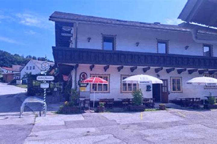 Riley, 34 — Escort in Goelsen, Austria
