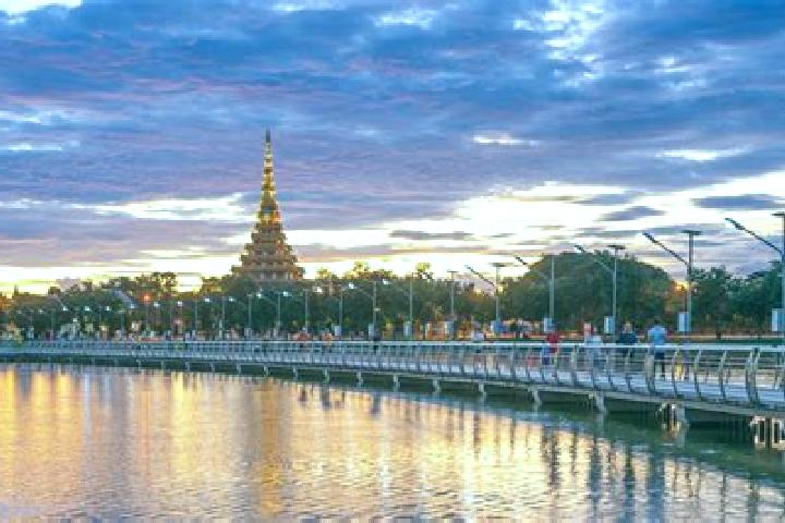 Riley, 34 — Escort in Khon San, Thailand