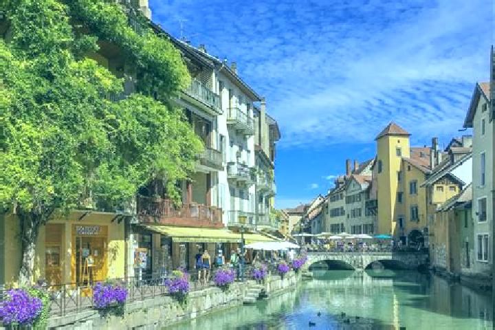 Riley, 35 — Escort in Avessac, France