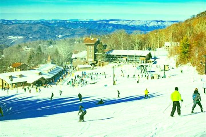 Riley, 35 — Escort in Beech Mountain Lakes, United States