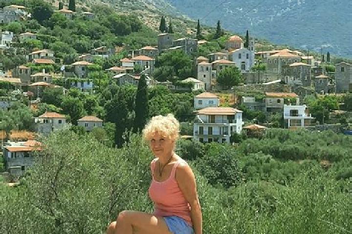 Riley, 35 — Escort in Nea Poteidaia, Greece