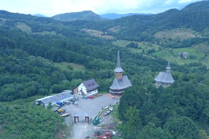 Riley, 35 — Escort in Stramtura, Romania