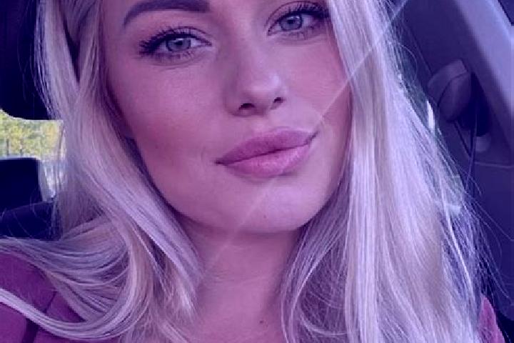 Riley, 36, a blonde hazel-eyed european companion based in Lanzhong. Offering Prostate Massage, Domination, Tantra. Available for incall and outcall, overnig...