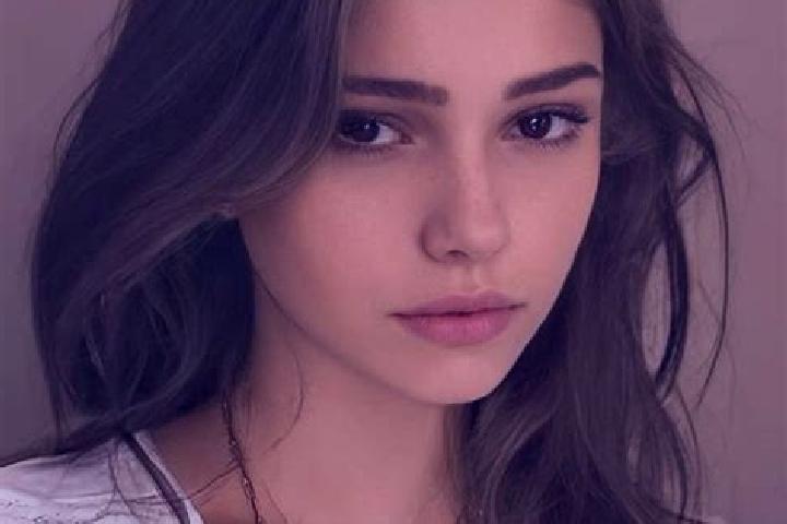 Riley, 36, a chestnut grey-eyed slavic companion based in Nesoddtangen. Offering Party Girl, Prostate Massage, BDSM, Overnight. Available for incall and outc...