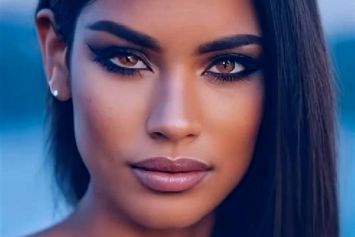 Riley, 36, a chestnut hazel-eyed latina companion based in Okopedi. Offering CIM, BDSM, Massage, Striptease. Available for incall and outcall, day and evenin...