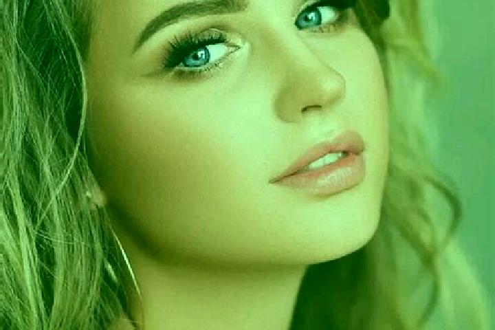 Riley, 36, a dark blonde blue-eyed caribbean companion based in Ruzova. Offering Prostate Massage, Dinner Date, GFE, Girlfriend Experience. Available for inc...