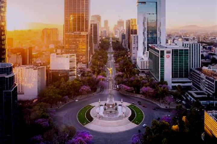 Riley, 36 — Escort in Achichinalco, Mexico