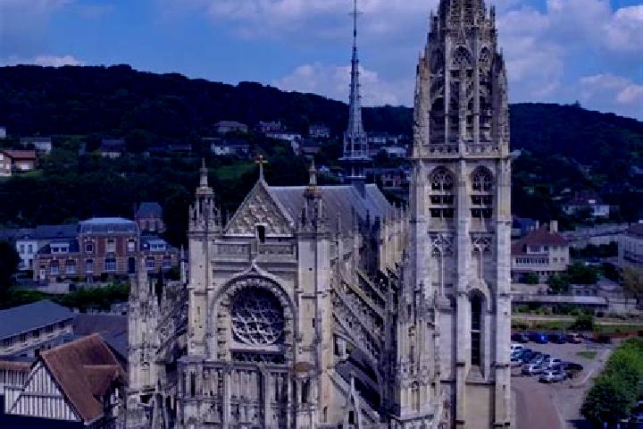 Riley, 36 — Escort in Caudebec-en-Caux, France