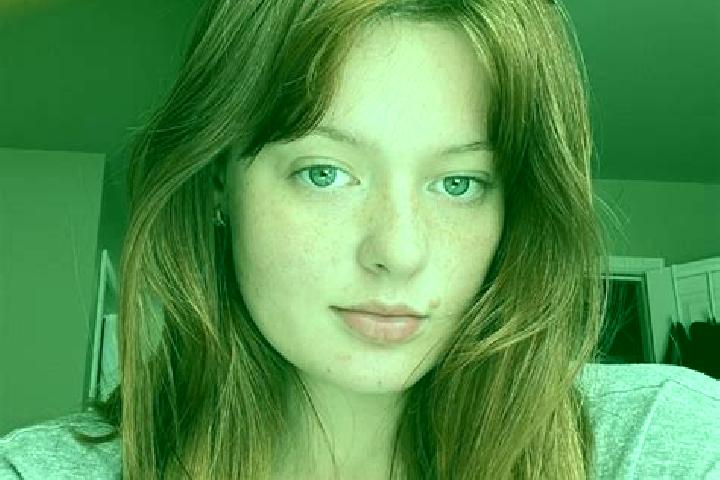 Riley, 37, a auburn amber-eyed caucasian companion based in Kyankwanzi. Offering Travel Companion, Overnight, Girlfriend Experience, CIM, Tantra. Available f...