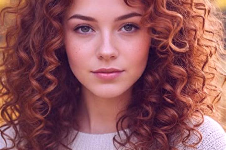 Riley, 37, a auburn blue-eyed slavic companion based in Aalter. Offering A-Level, 69. Available for incall and outcall, day and evening dates.