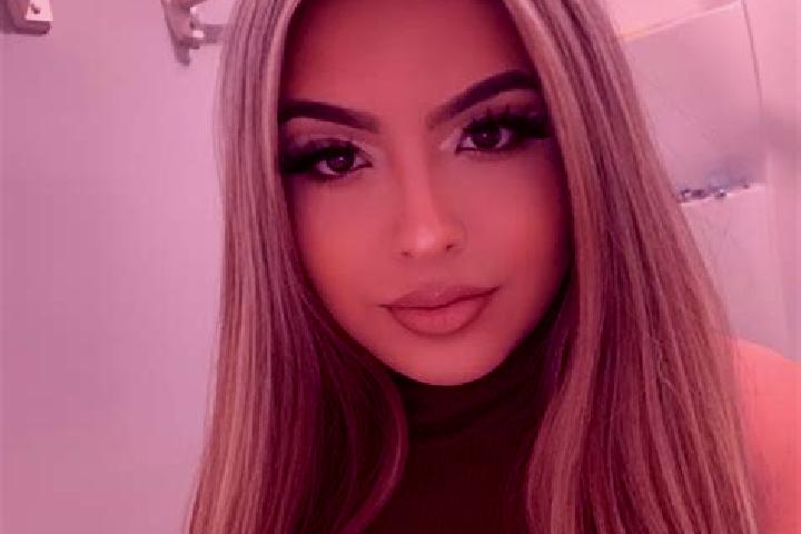 Riley, 37, a blonde amber-eyed latina companion based in Khabarovsk. Offering Couples, Fetish, 69. Available for incall and outcall, day and evening dates.