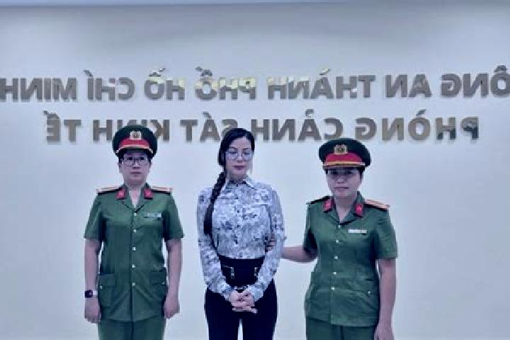 Riley, 37 — Escort in Kim Song Truong, Vietnam