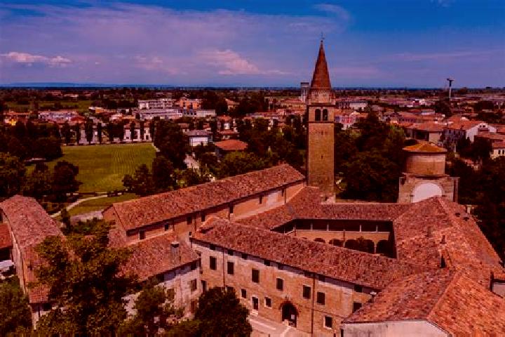 Riley, 37 — Escort in Polesine, Italy
