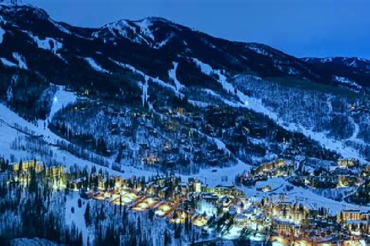 Riley, 37 — Escort in Snowmass Village, United States