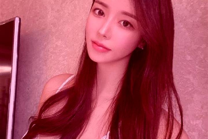 Riley, 37 — Escort in Wenci, China
