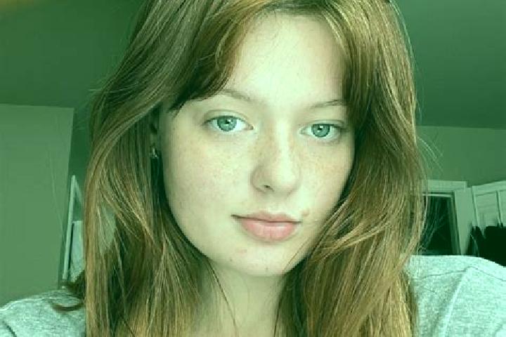 Riley, 38, a auburn grey-eyed caucasian companion based in Tillieres-sur-Avre. Offering Dinner Date, Domination, Travel Companion, A-Level, 69. Available for...