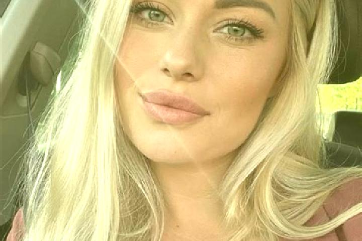 Riley, 38, a blonde hazel-eyed asian companion based in Prigrevica. Offering Roleplay, Fetish, 69. Available for incall and outcall, overnight bookings avail...