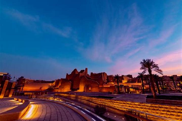 Riley, 38 — Escort in Ad Dir iyah, Saudi Arabia