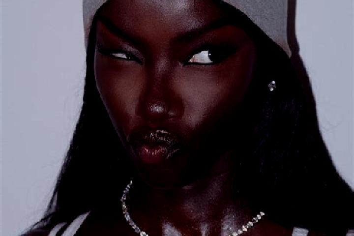 Riley, 38 — Escort in Dambi, Angola