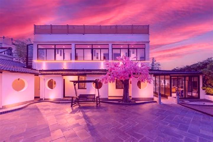 Riley, 38 — Escort in Qingshu, China