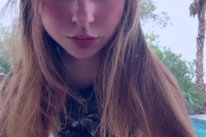 Riley, 38 — Escort in Renac, France