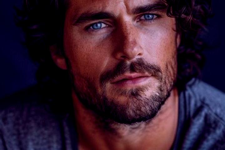 Riley, 39, a black grey-eyed mediterranean companion based in Suohe. Offering Duos, GFE, Overnight. Available for incall and outcall, day and evening dates.