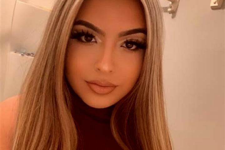 Riley, 39, a blonde amber-eyed latina companion based in Biriyya. Offering Travel Companion, Duos, Striptease, Fetish, Domination. Available for incall and o...